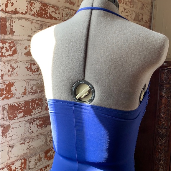 La Blanca Island Goddess Ruched Bandeau Swimsuit - Picture 8 of 11